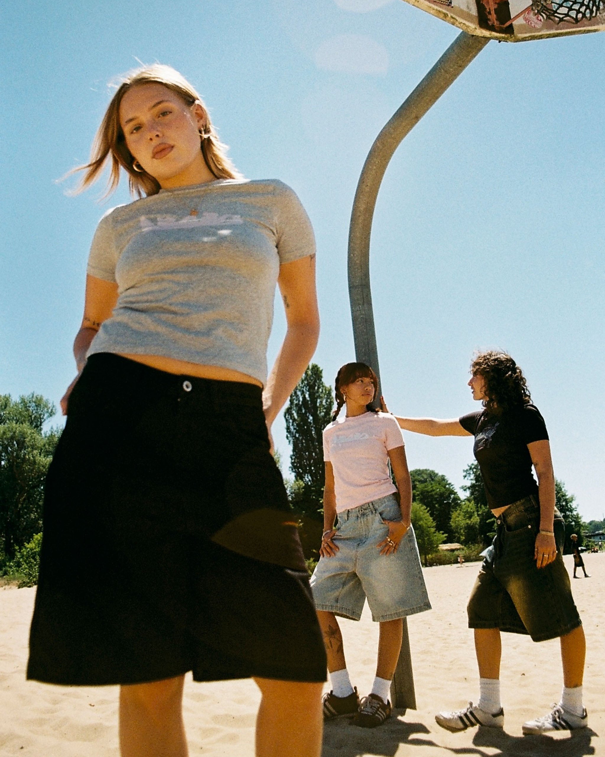 WOMEN TEE (BM)