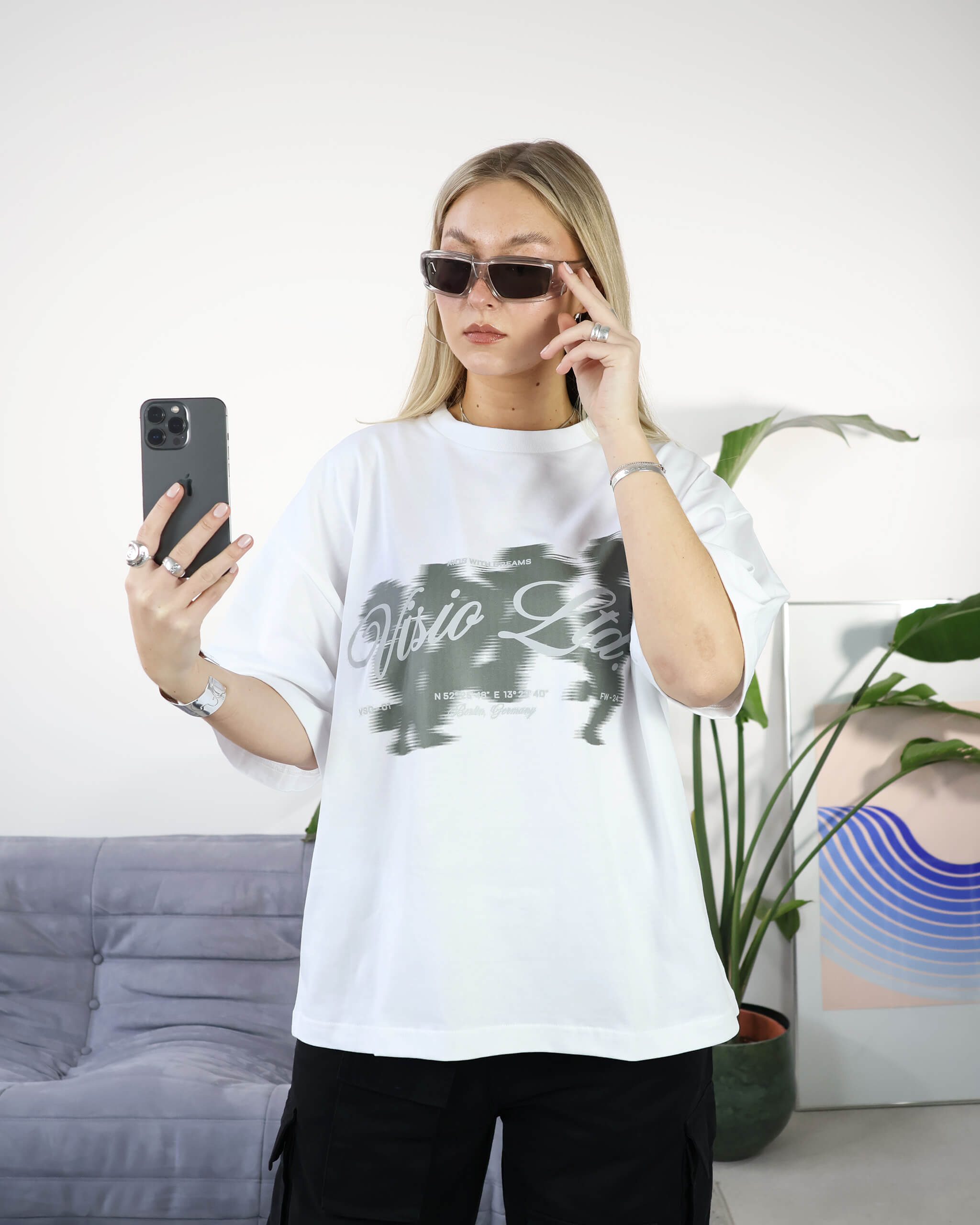 MYSTERY TEE