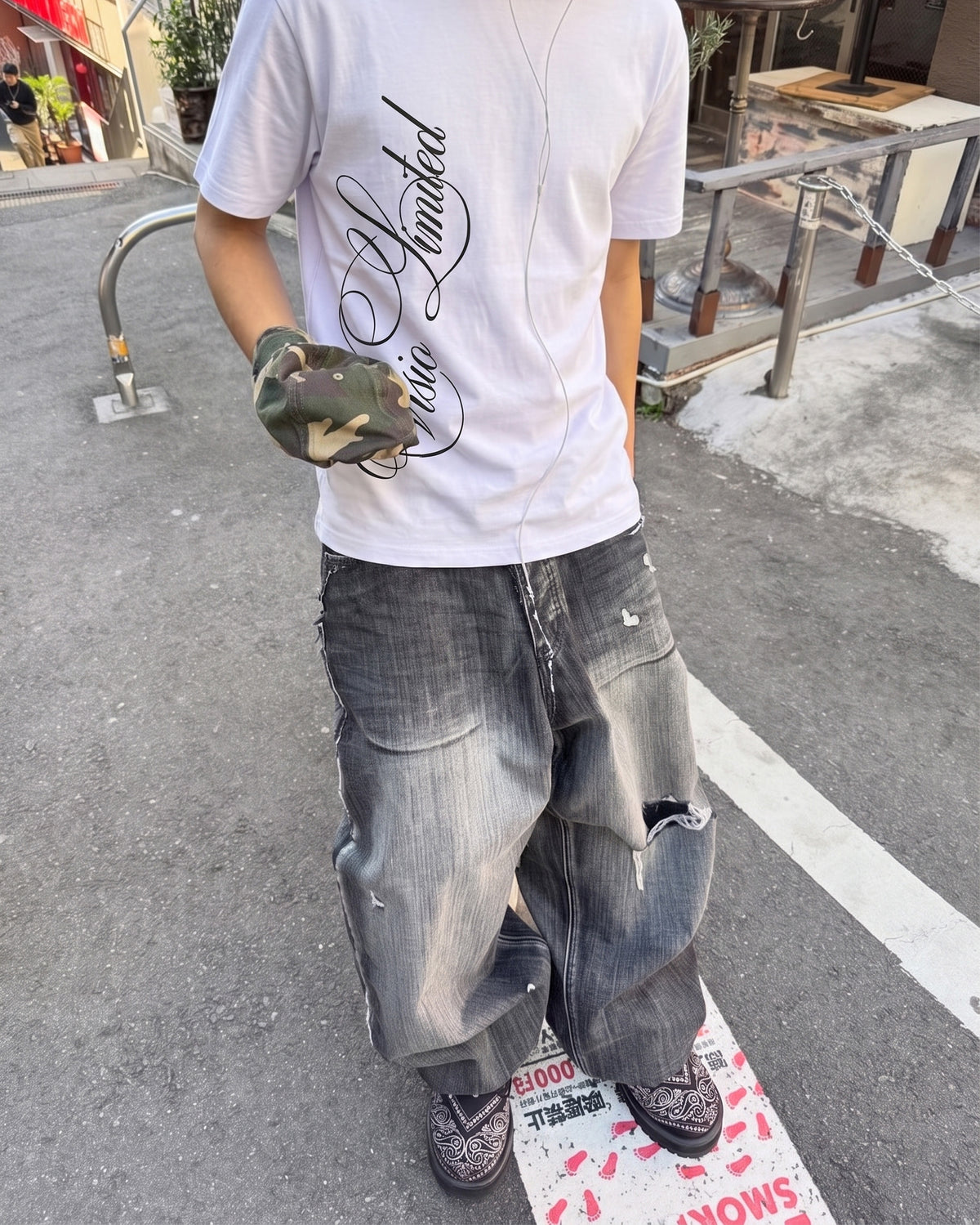 Script Tee