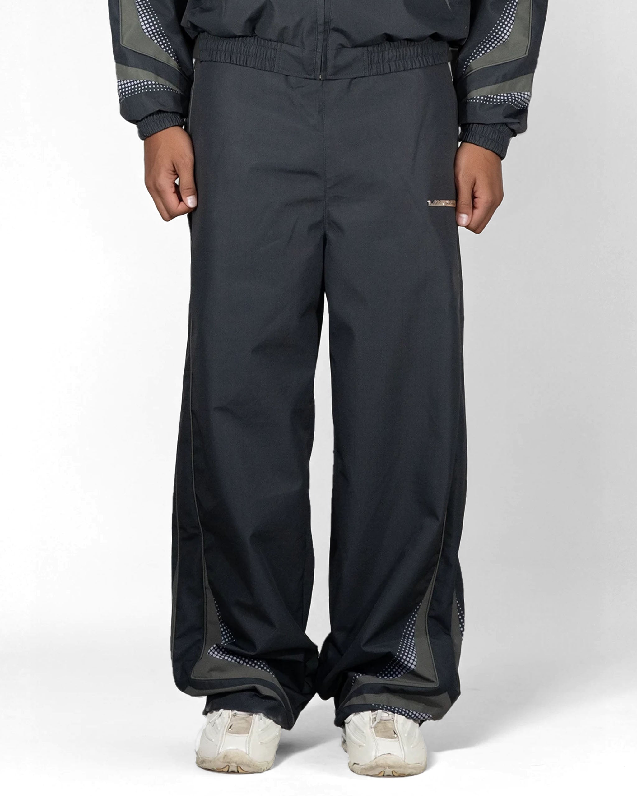 WATERPROOF TRACKPANTS