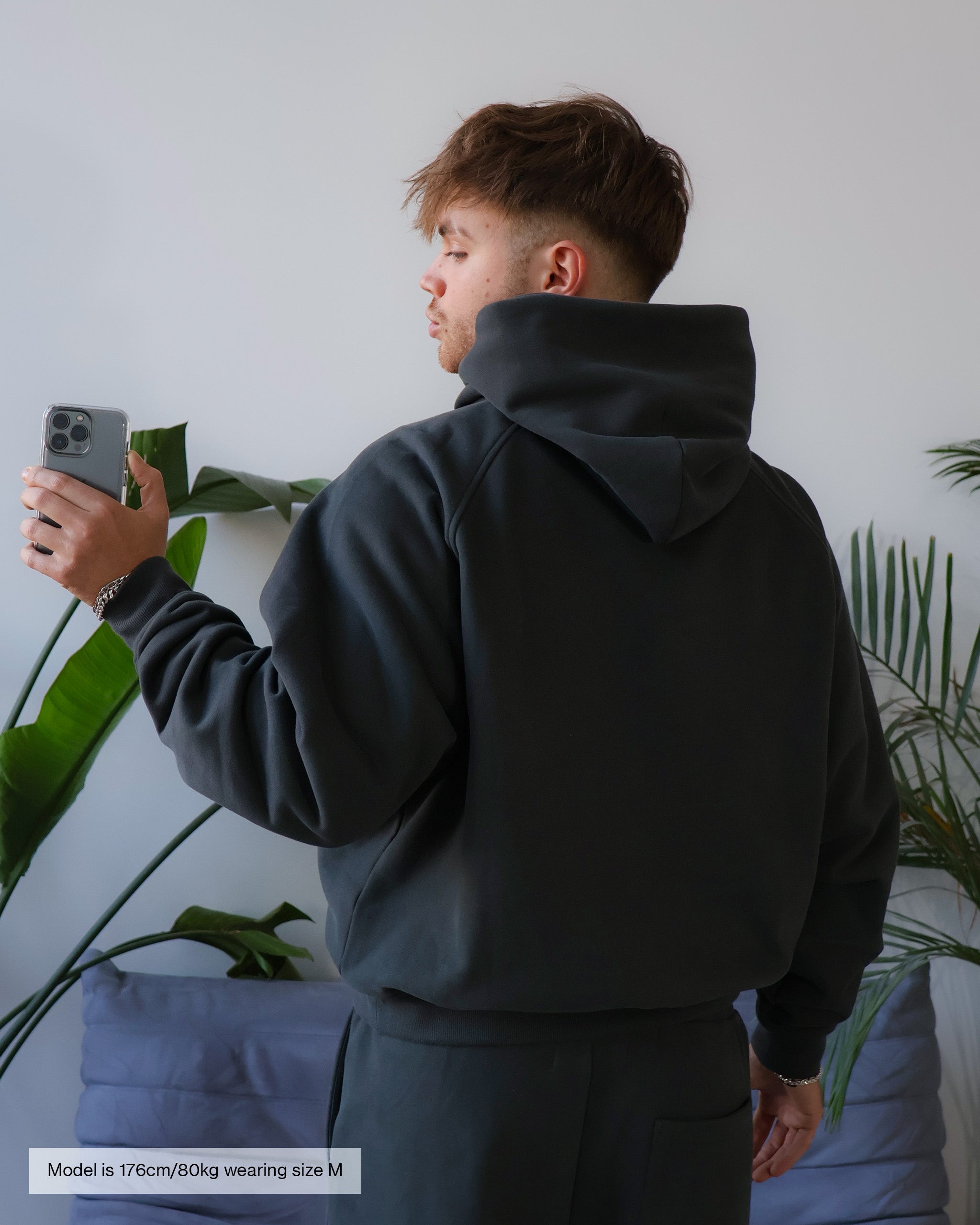 TRINITY ZIP-HOODIE