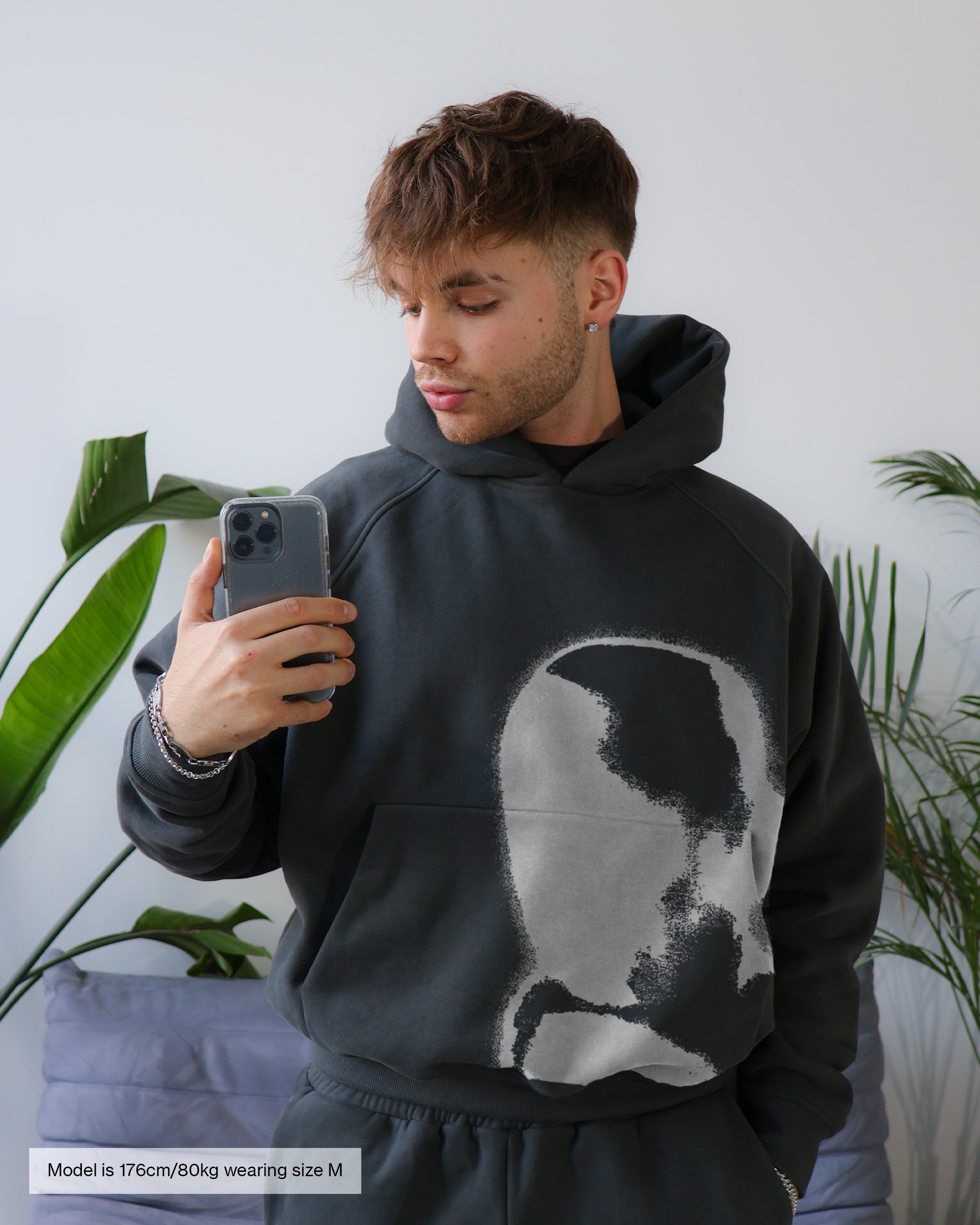 FACE HOODIE