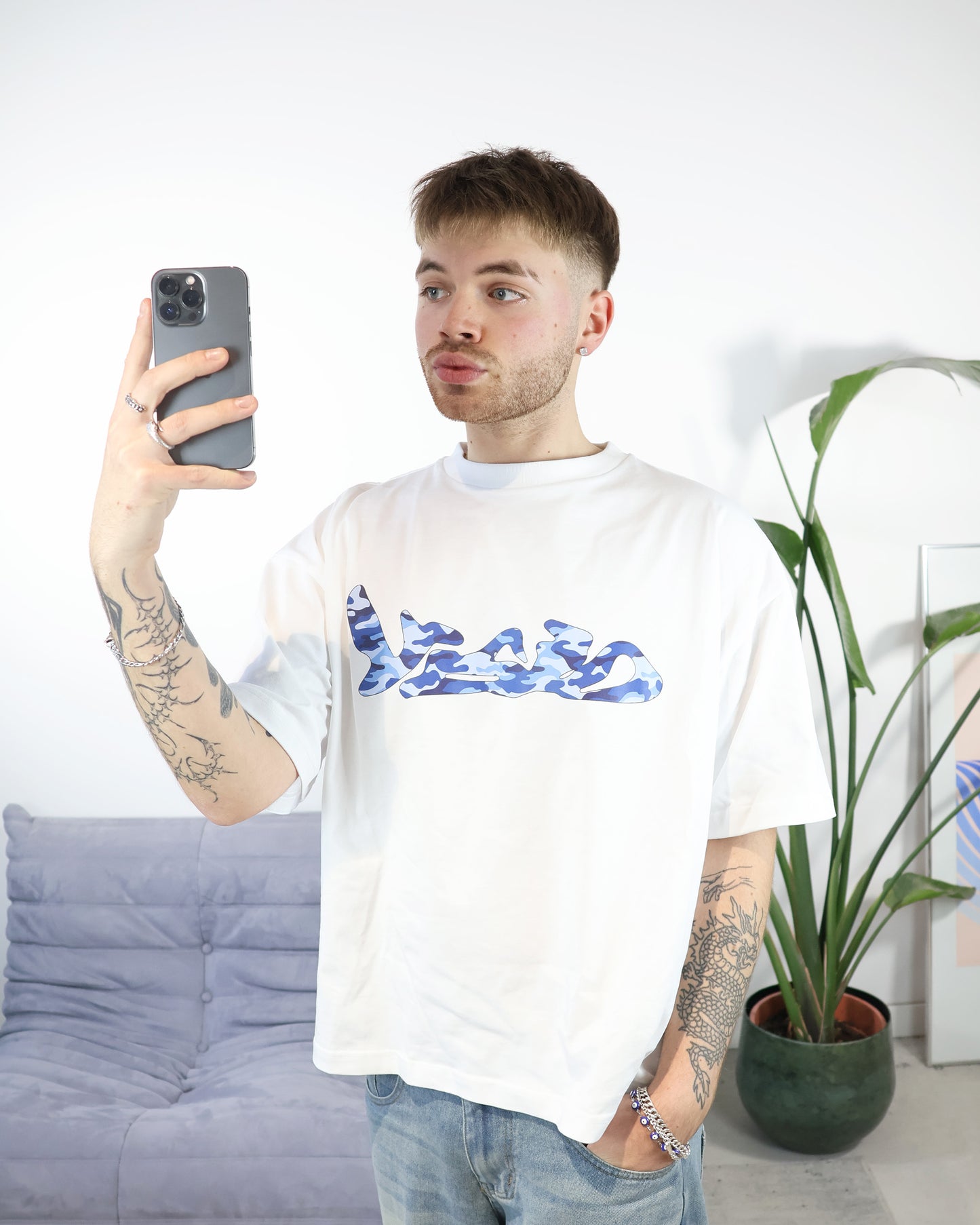 BLUE CAMO TEE WHITE